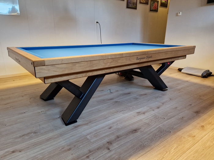 Burgmans Biljart  "Excellent" 230