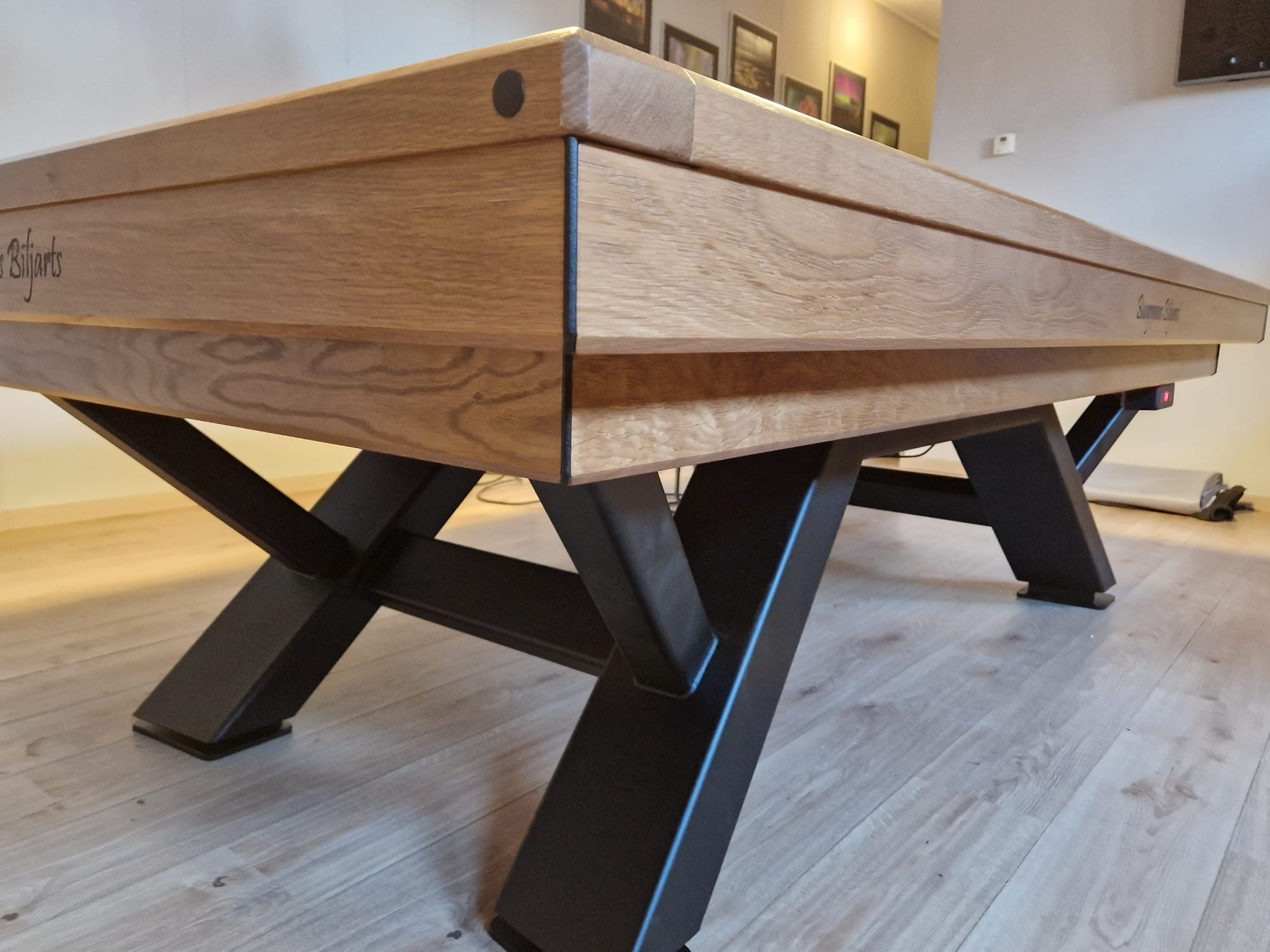 Burgmans Biljart  "Excellent" 230