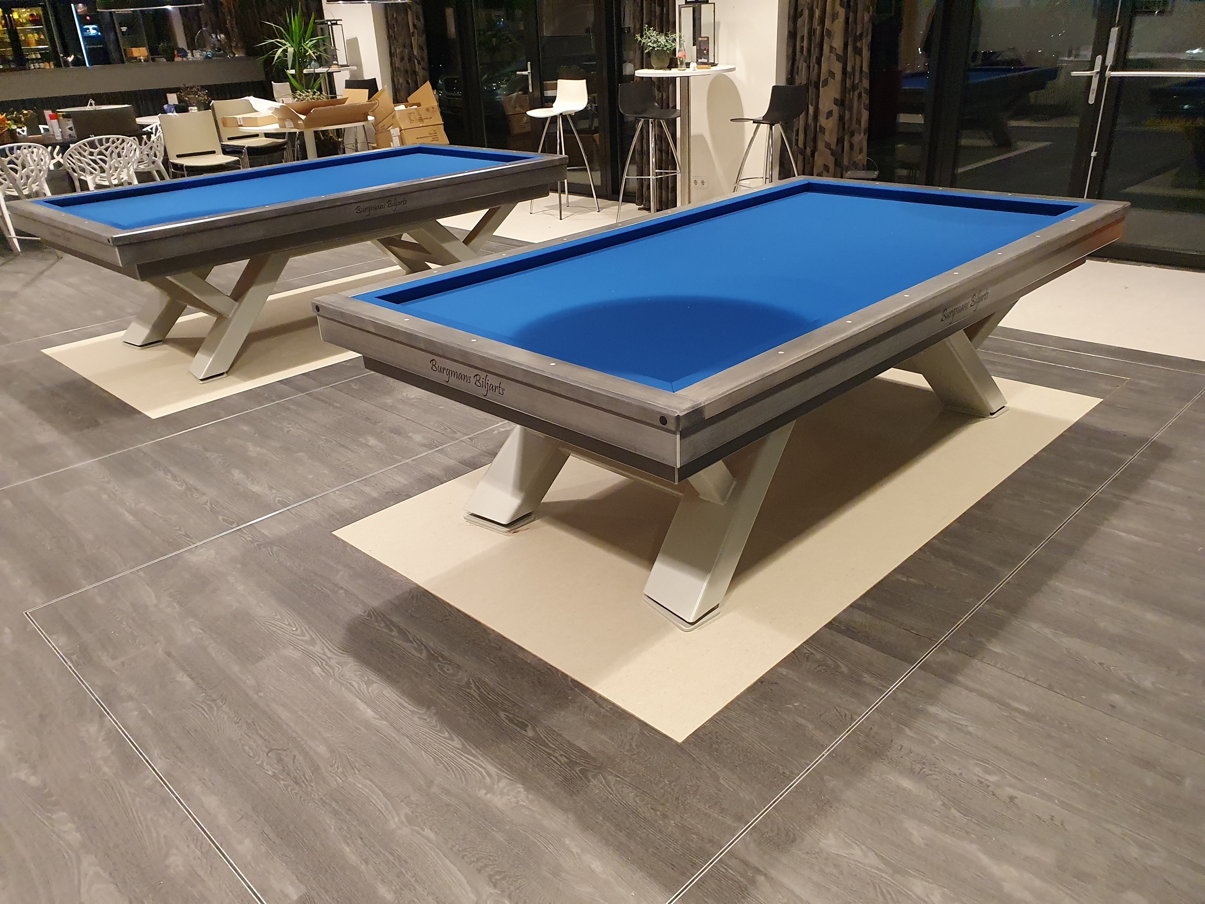 Burgmans Biljart  "Excellent" 230